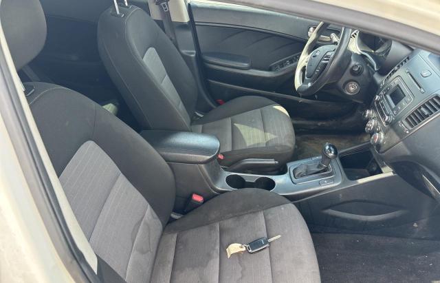 Photo 5 from auction – 2016 KIA FORTE LX with VIN KNAFK5A8XG5594807