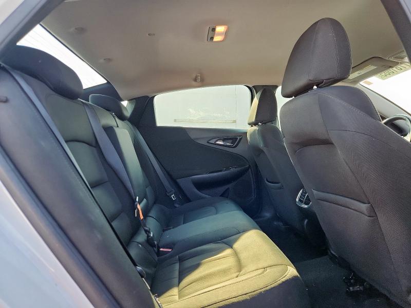 Photo 10 from auction – 2016 CHEVROLET MALIBU LT with VIN 1G1ZE5ST6GF352917