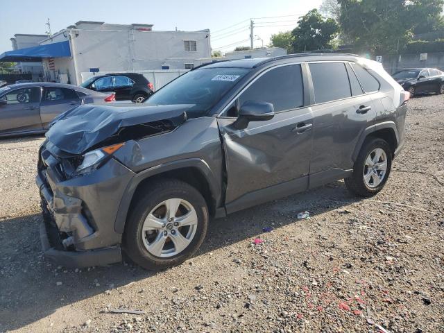 TOYOTA RAV4 XLE 2020 with VIN 2T3W1RFV3LC073038 - Photo from auction