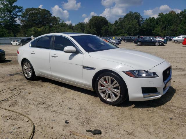Photo 4 from auction – 2016 JAGUAR XF PREMIUM with VIN SAJBD4BV6GCY06805