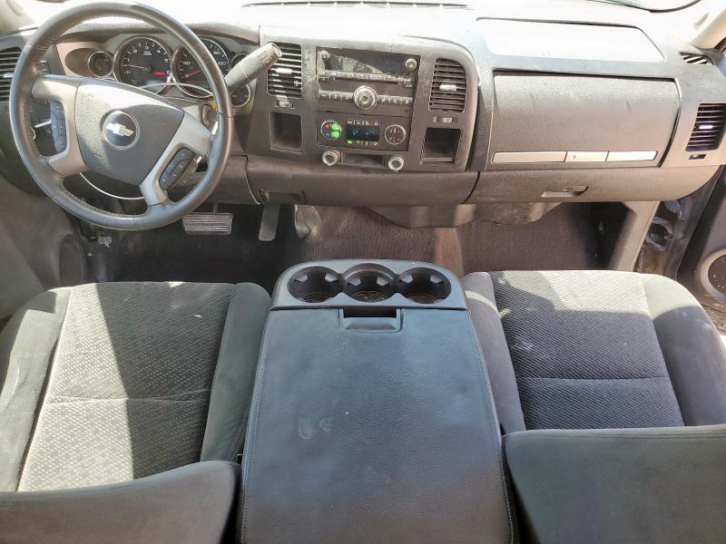 Photo 8 from auction – 2007 CHEVROLET SILVERADO C1500 with VIN 1GCEC19CX7Z505405
