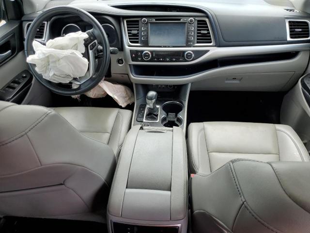 Photo 8 from auction – 2019 TOYOTA HIGHLANDER with VIN 5TDKZRFH4KS561379