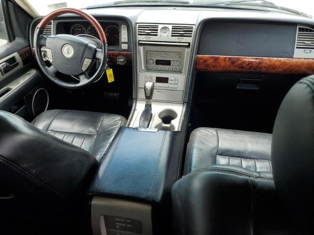 Photo 8 from auction – 2003 LINCOLN NAVIGATOR with VIN 5LMFU28RX3LJ05900