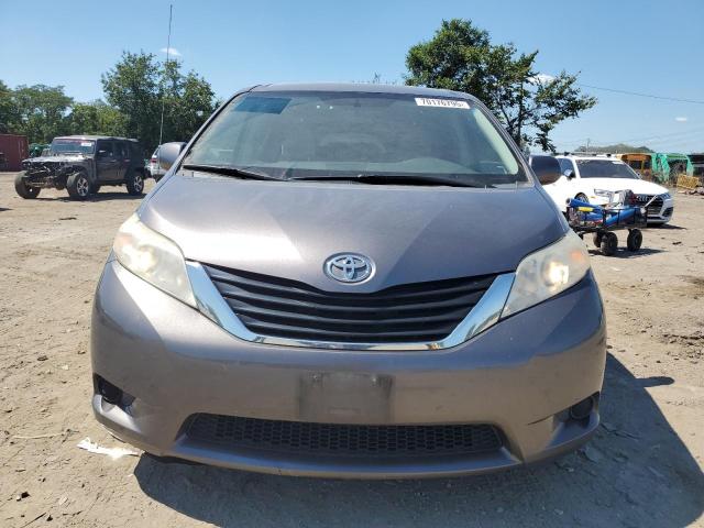 Photo 5 from auction – 2011 TOYOTA SIENNA LE with VIN 5TDKK3DC4BS101938