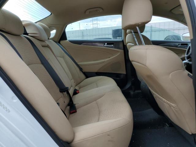Photo 10 from auction – 2015 HYUNDAI SONATA HYB with VIN KMHEC4A49FA132629