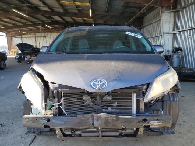 Photo 5 from auction – 2012 TOYOTA SIENNA BAS with VIN 5TDKA3DC5CS009547