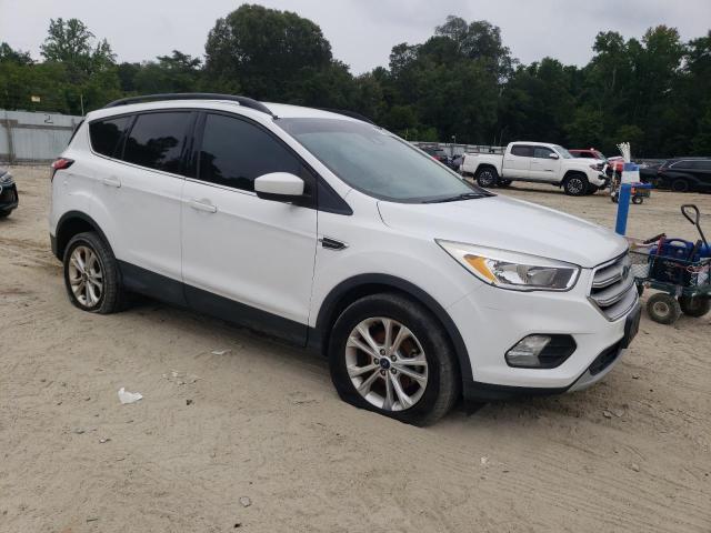 Photo 4 from auction – 2018 FORD ESCAPE SE with VIN 1FMCU0GD2JUC50288
