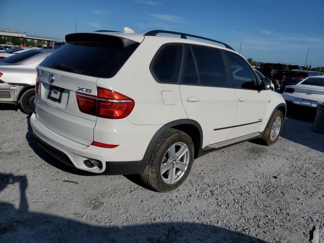 Photo 3 from auction – 2011 BMW X5 XDRIVE3 with VIN 5UXZW0C54BL656084