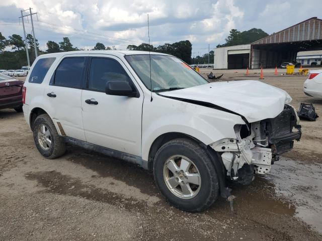 Photo 4 from auction – 2011 FORD ESCAPE XLS with VIN 1FMCU0C73BKB79583
