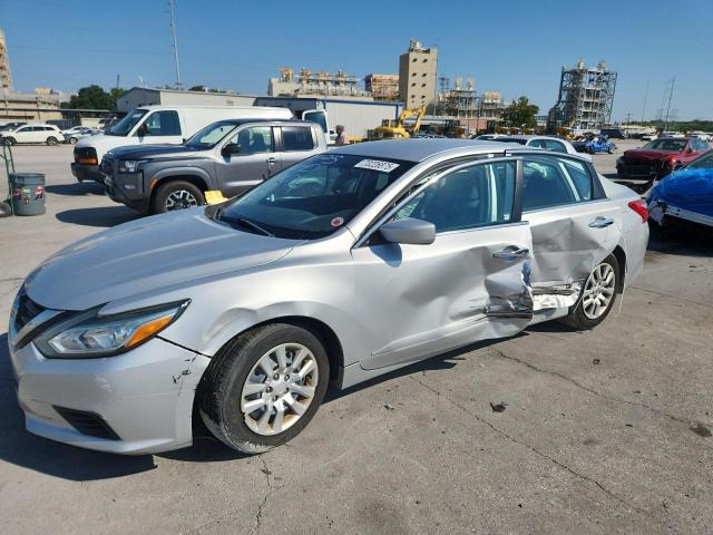NISSAN ALTIMA 2.5 2017 with VIN 1N4AL3AP7HC242972 - Photo from auction