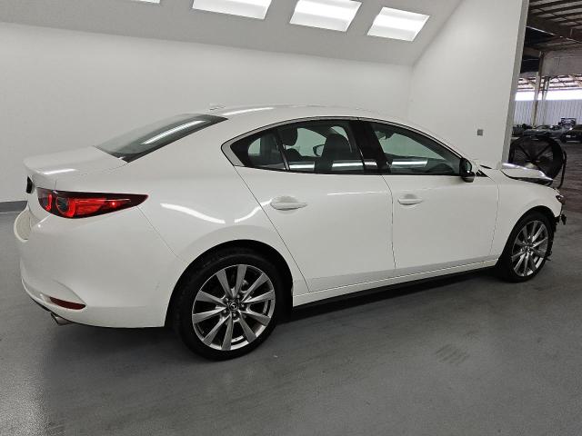 Photo 3 from auction – 2022 MAZDA 3 PREMIUM with VIN 3MZBPADL7NM313286