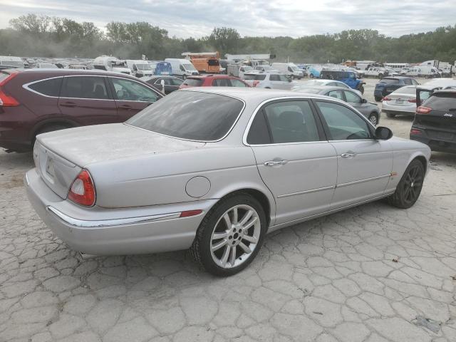 Photo 3 from auction – 2004 JAGUAR XJR S with VIN SAJEA73B14TG08384