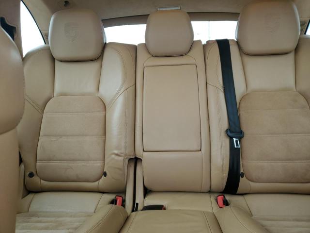 Photo 10 from auction – 2014 PORSCHE CAYENNE GTS with VIN WP1AD2A20ELA72888