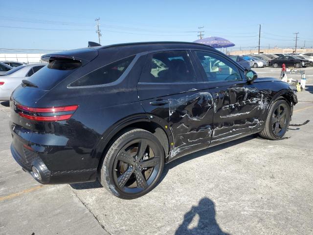Photo 3 from auction – 2022 GENESIS GV70 BASE with VIN KMUMADTB6NU034377