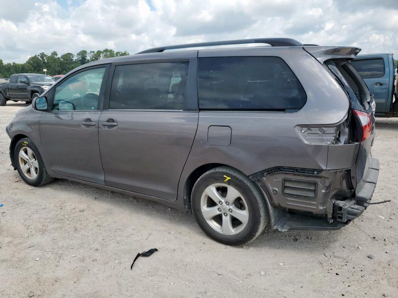 Photo 2 from auction – 2016 TOYOTA SIENNA LE with VIN 5TDKK3DC2GS697073