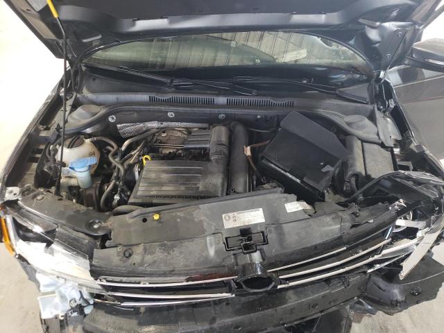 Photo 11 from auction – 2017 VOLKSWAGEN JETTA SE with VIN 3VWDB7AJ5HM252070