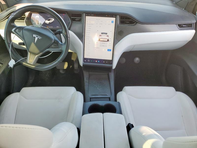Photo 8 from auction – 2018 TESLA MODEL X with VIN 5YJXCAE27JF123125