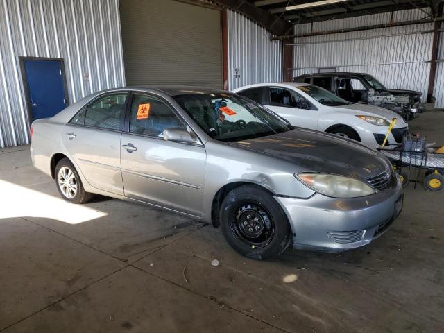 Photo 4 from auction – 2005 TOYOTA CAMRY LE with VIN 4T1BF30K55U613981