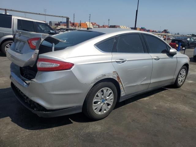 Photo 3 from auction – 2013 FORD FUSION S with VIN 3FA6P0G74DR215787