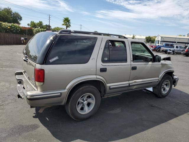Photo 3 from auction – 1999 CHEVROLET BLAZER with VIN 1GNCS13W2X2190158