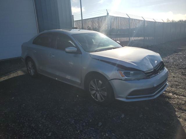 Photo 4 from auction – 2015 VOLKSWAGEN JETTA BASE with VIN 3VW2K7AJ0FM257780
