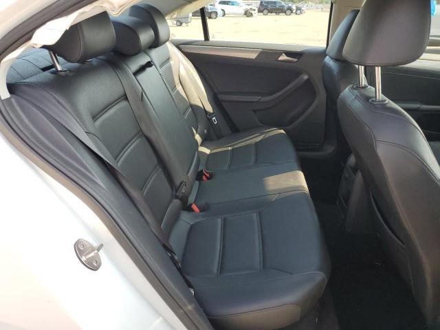 Photo 10 from auction – 2018 VOLKSWAGEN JETTA SE with VIN 3VWDB7AJ4JM237761