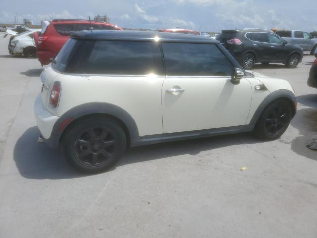 Photo 3 from auction – 2010 MINI COOPER with VIN WMWMF3C51ATZ21892