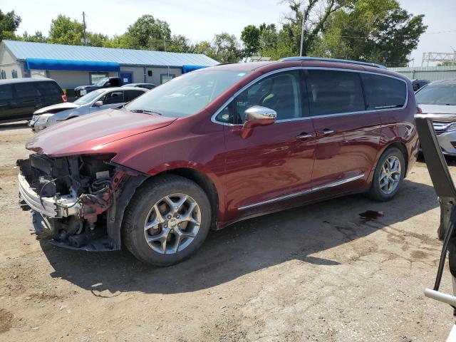 CHRYSLER PACIFICA LIMITED 2018 with VIN 2C4RC1GG2JR170813 - Photo from auction
