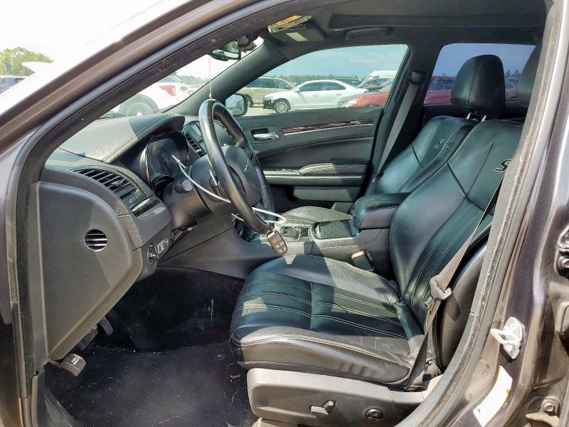 Photo 7 from auction – 2018 CHRYSLER 300 S with VIN 2C3CCABG2JH243945