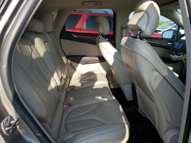 Photo 11 from auction – 2017 LINCOLN MKC SELECT with VIN 5LMCJ2C93HUL61557