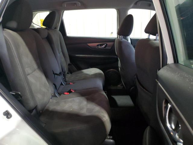 Photo 11 from auction – 2016 NISSAN ROGUE S with VIN KNMAT2MV4GP701655