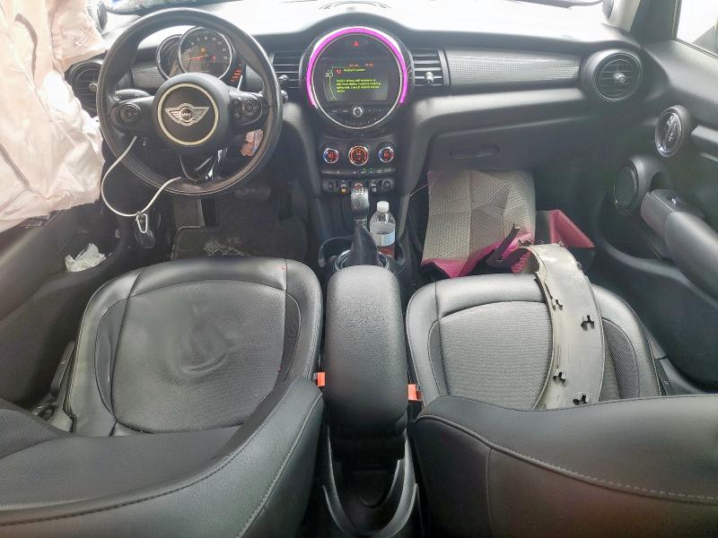 Photo 8 from auction – 2016 MINI COOPER with VIN WMWXU1C5XG2D09974