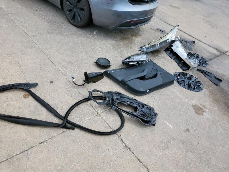Photo 12 from auction – 2025 TESLA MODEL 3 with VIN 5YJ3E1EB7SF929556