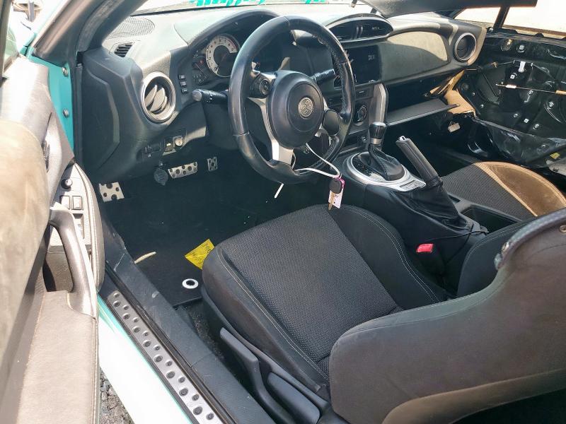 Photo 8 from auction – 2017 TOYOTA 86 BASE with VIN JF1ZNAA11H8711201
