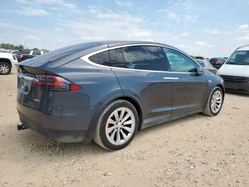 Photo 3 from auction – 2016 TESLA MODEL X with VIN 5YJXCAE41GF000530