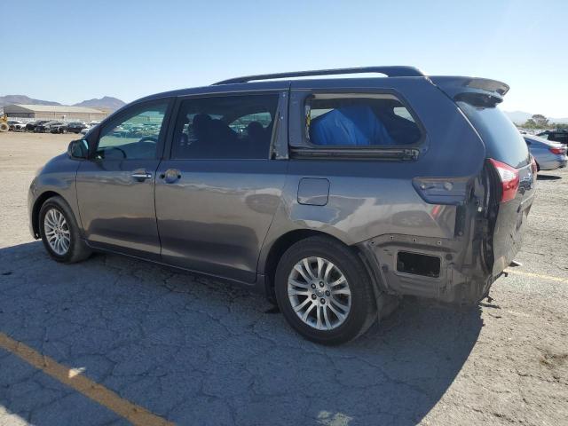 Photo 2 from auction – 2016 TOYOTA SIENNA XLE with VIN 5TDYK3DC5GS694033