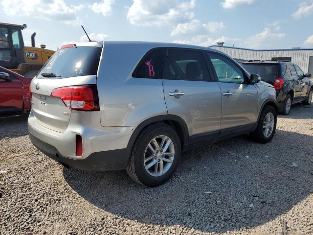 Photo 3 from auction – 2015 KIA SORENTO LX with VIN 5XYKTCA69FG614780