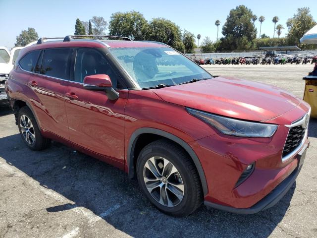 Photo 4 from auction – 2021 TOYOTA HIGHLANDER with VIN 5TDGZRAHXMS064305
