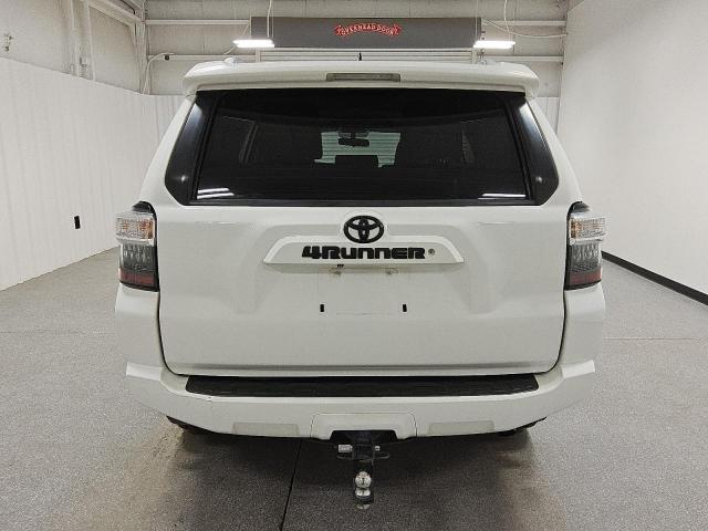 Photo 6 from auction – 2017 TOYOTA 4RUNNER SR with VIN JTEBU5JR5H5418698