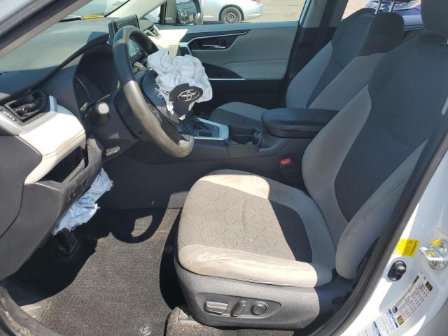 Photo 7 from auction – 2021 TOYOTA RAV4 XLE with VIN 2T3P1RFV5MW155907