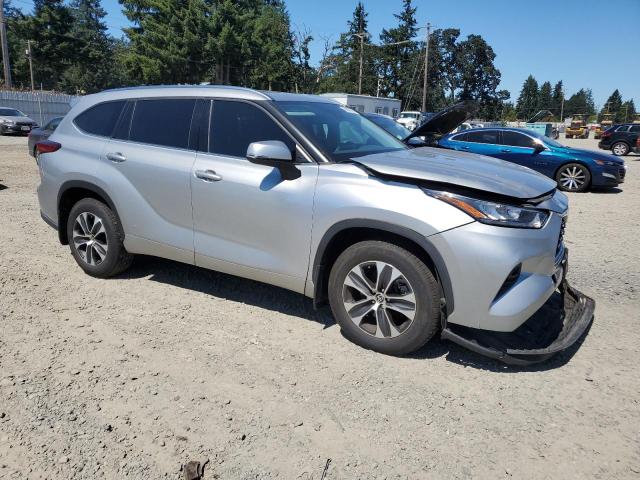 Photo 4 from auction – 2020 TOYOTA HIGHLANDER with VIN 5TDGZRBH0LS508014