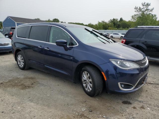 Photo 4 from auction – 2019 CHRYSLER PACIFICA T with VIN 2C4RC1FG1KR505563