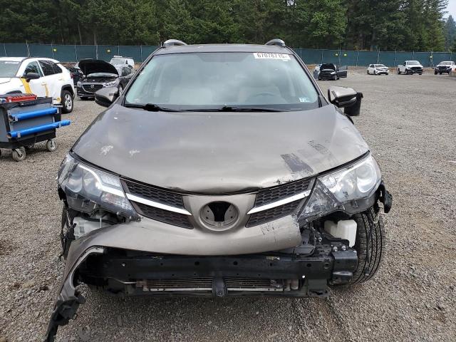 Photo 5 from auction – 2015 TOYOTA RAV4 XLE with VIN JTMRFREV9FD153685