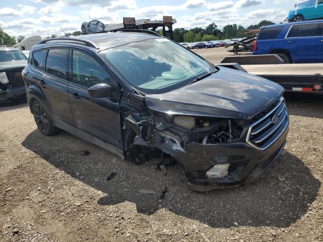 Photo 4 from auction – 2018 FORD ESCAPE SE with VIN 1FMCU9GD1JUD18827