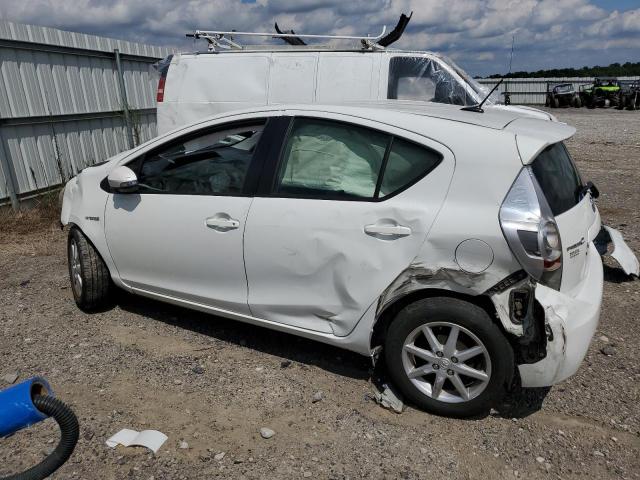 Photo 2 from auction – 2013 TOYOTA PRIUS C with VIN JTDKDTB33D1046671
