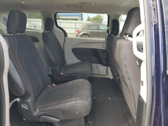Photo 11 from auction – 2017 CHRYSLER PACIFICA T with VIN 2C4RC1DG7HR515705
