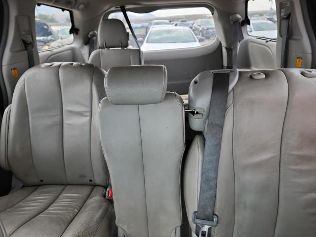 Photo 10 from auction – 2012 TOYOTA SIENNA XLE with VIN 5TDYK3DC6CS246538