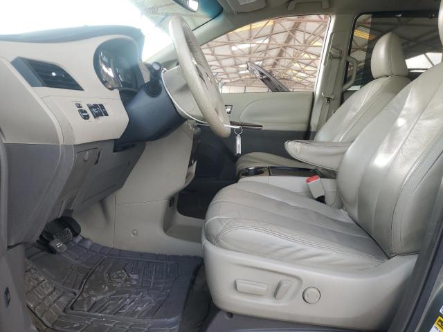 Photo 7 from auction – 2011 TOYOTA SIENNA XLE with VIN 5TDYK3DC4BS132990
