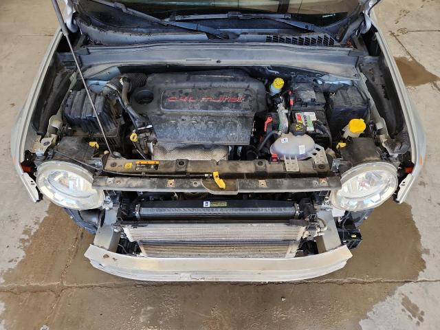 Photo 12 from auction – 2017 JEEP RENEGADE L with VIN ZACCJABB5HPF17881