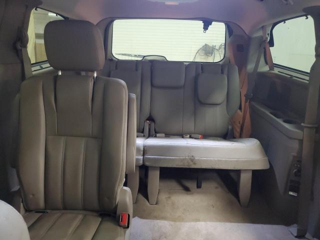 Photo 10 from auction – 2016 CHRYSLER TOWN & COU with VIN 2C4RC1CGXGR174879